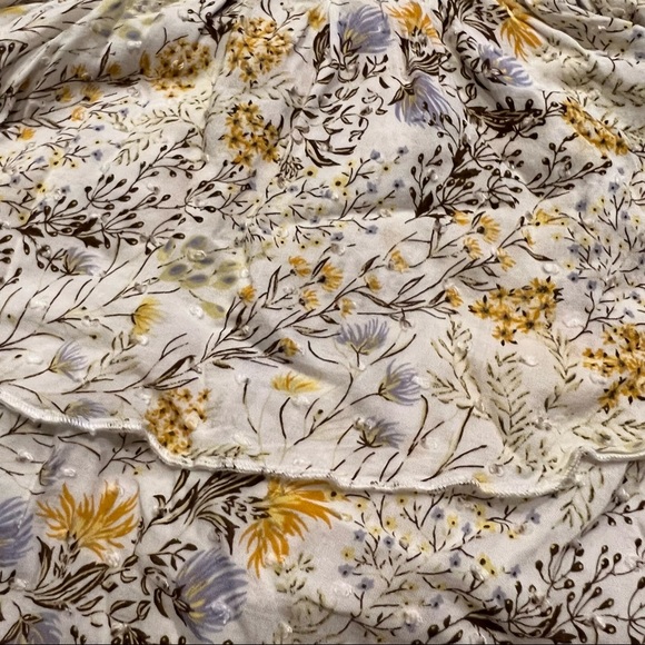 Forever 21 Yellow Flowy Floral Mini Skirt - Picture 7 of 7